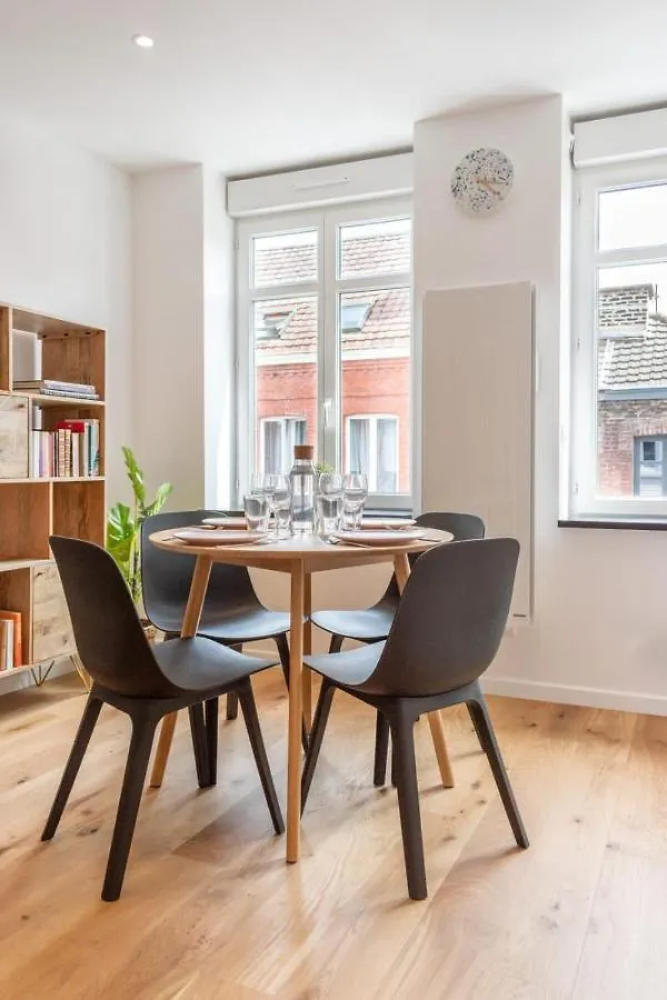 Heart Of Lille - Nice Cozy & Functional Ap 0*,